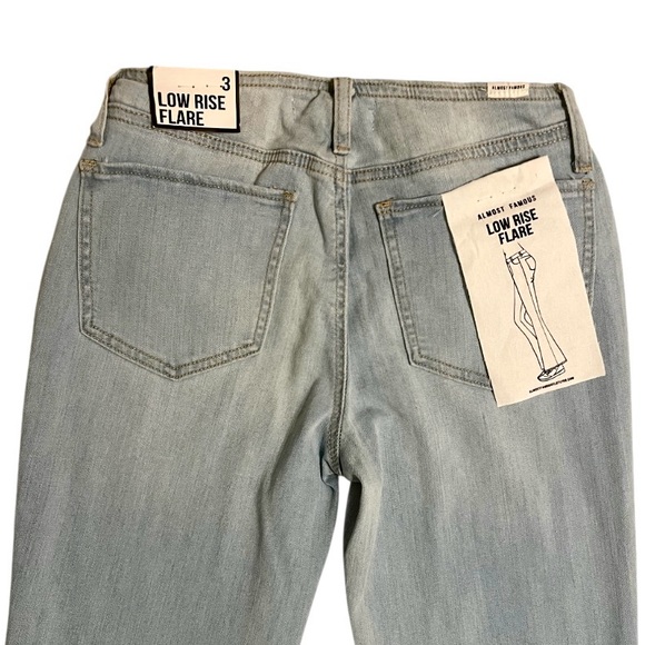 Lace Up Low Rise Jeans - Picture 2 of 3